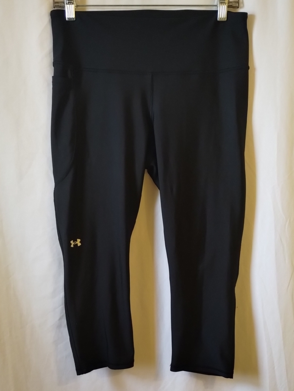Under Armour Black Capri Workout Leggings with Gold Logo